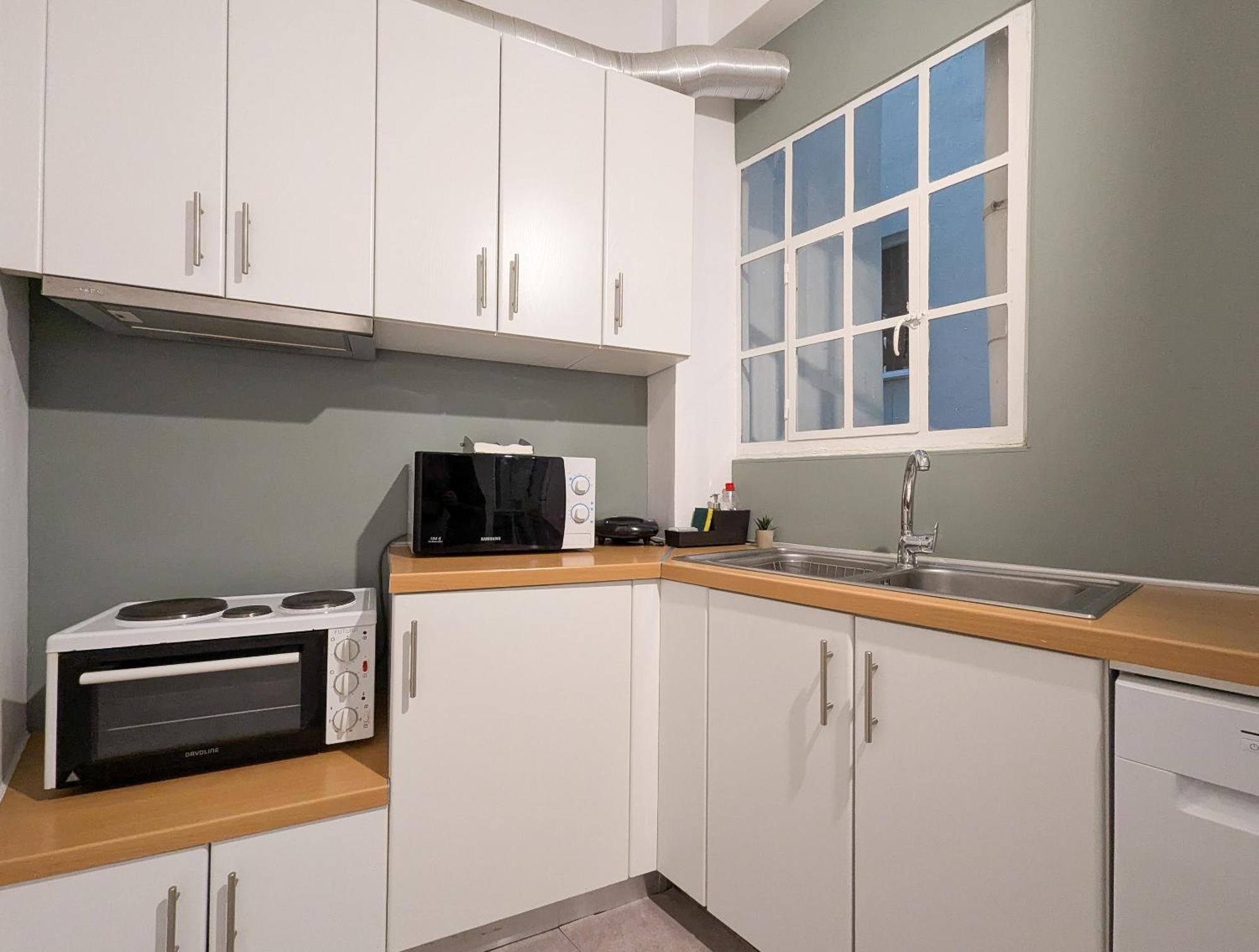 Spacious Apt For 5 Guests Next To Acropolis&Metro เอเธนส์ ภายนอก รูปภาพ
