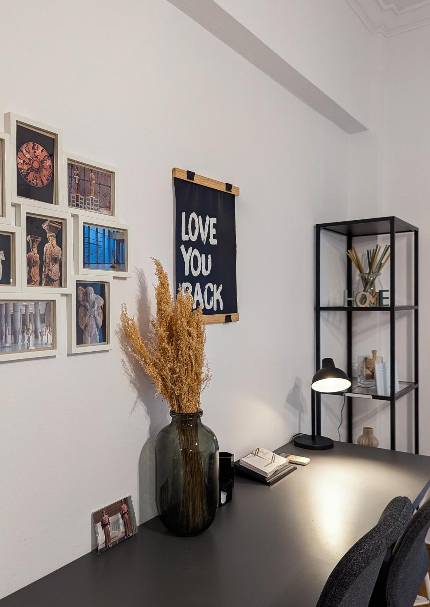 Spacious Apt For 5 Guests Next To Acropolis&Metro เอเธนส์ ภายนอก รูปภาพ